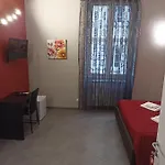 Oasi Del Turista ホームステイ *