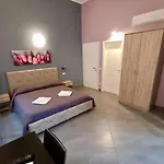Oasi Del Turista ホームステイ